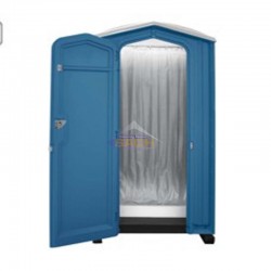 Mobile shower cabin with hot water