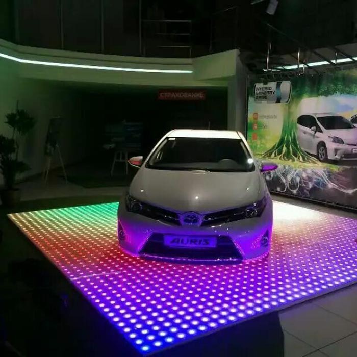 car show platform