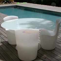 Silla con luz, Zoe