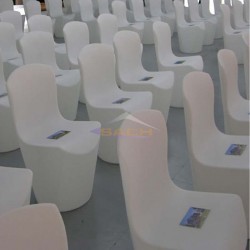 Silla con luz, Zoe