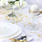 Camino de mesa de organza con decoración dorada Camino de mesa de organza con decoración dorada