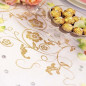 Camino de mesa de organza con decoración dorada Camino de mesa de organza con decoración dorada